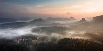 Navigating the Mystical Realm: Tips for Hiking in the Fog - aZengear (Artdriver Ltd)