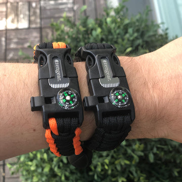 Survival paracord bracelet