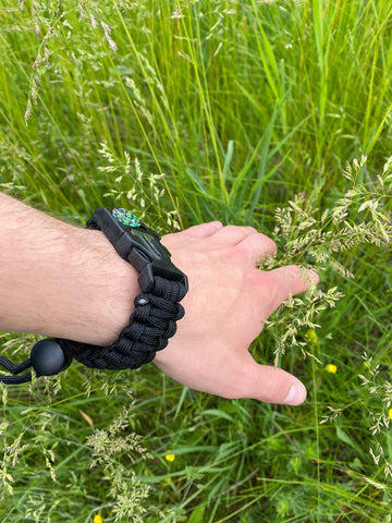 Survival Bracelet with Paracord, Flint and Steel Fire Starter, Compass and Whistle