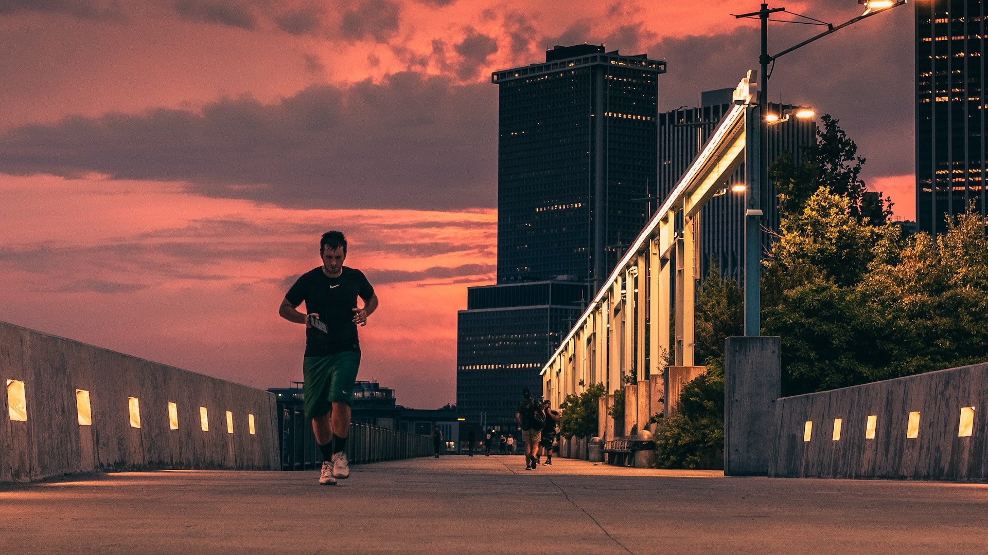 The Relationship Between Evening Workouts and Sleep Quality: Does Runn