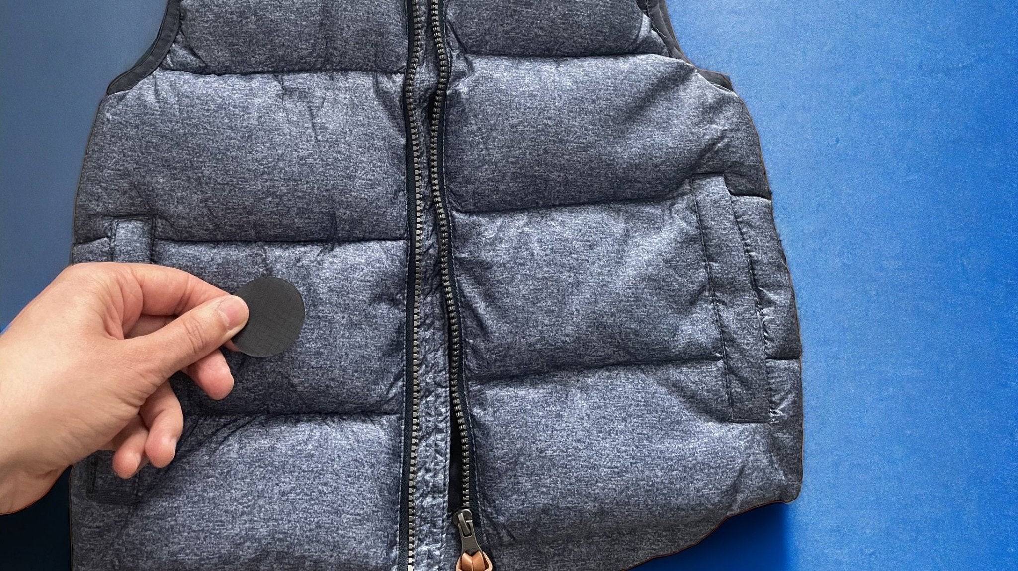Weathering the Storm: Waterproofing Strategies for Patched Down Jackets - aZengear
