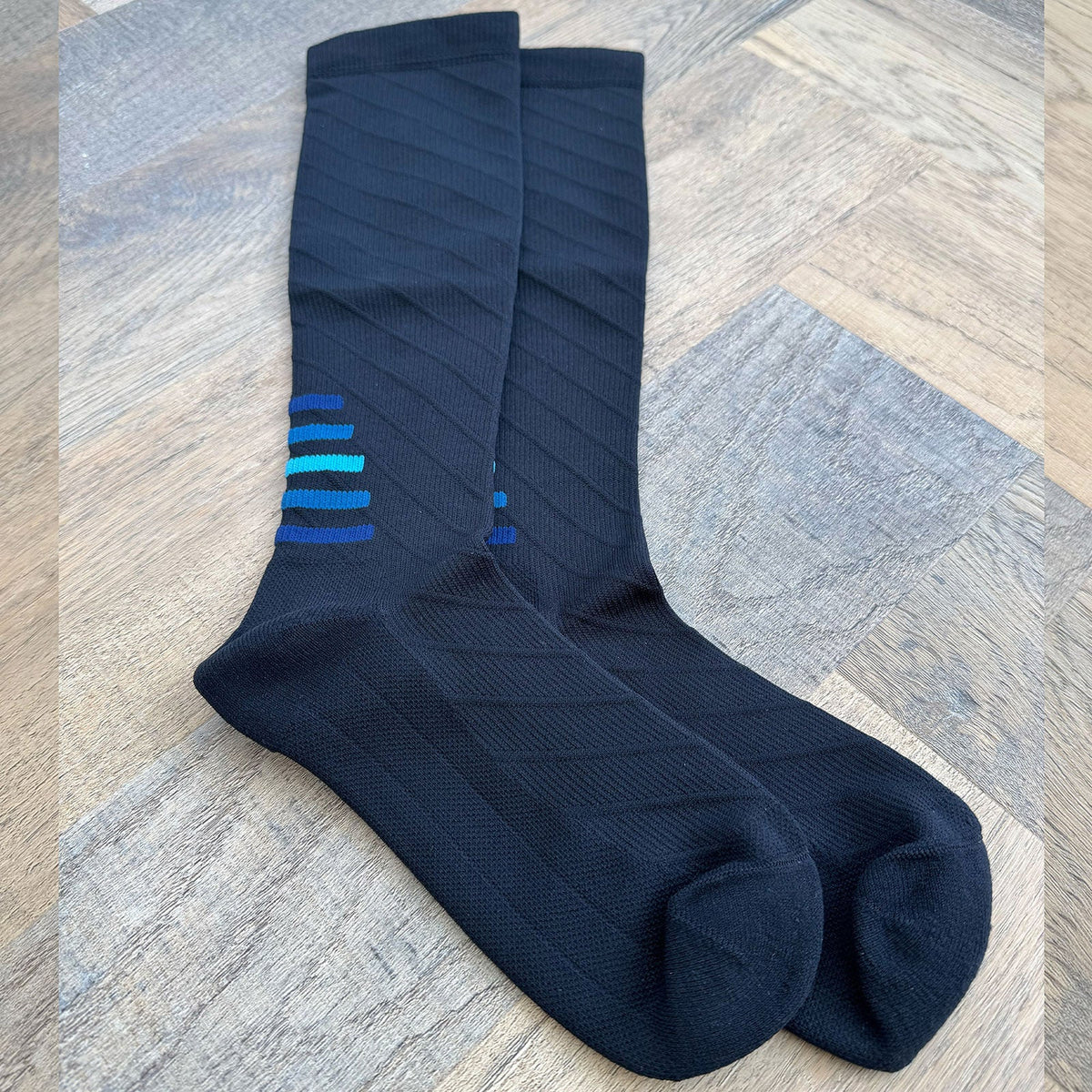 Compression Socks for Women & Men, Knee-High Flight Socks - aZengear